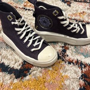 🖤 Converse High-Tops with floral embroidery 🖤